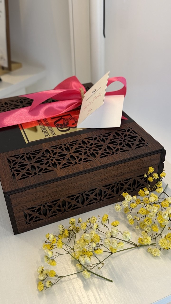 Tropisches Paradies  Box